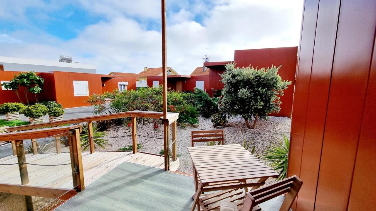 Family Surf Home - Bungalow 4 Santo Isidoro Extérieur photo